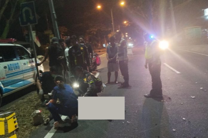 Kecelakaan Maut Di Jalur 11 Padangkerta, Pria Bebandem Tewas Tabrak Truk Parkir 1