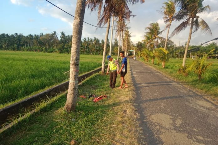 Kecelakaan Tunggal Di Melaya, Pemotor Meninggal Dunia 1