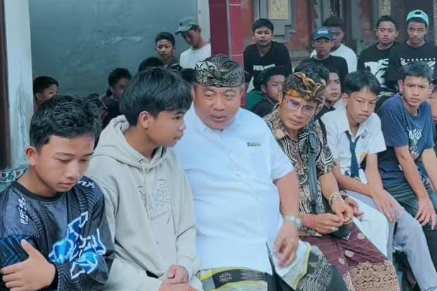 Kisah Haru Suartana, Yatim Piatu Asal Tegallalang Gianyar Yang Pantang Menyerah Kejar Cita Cita 1