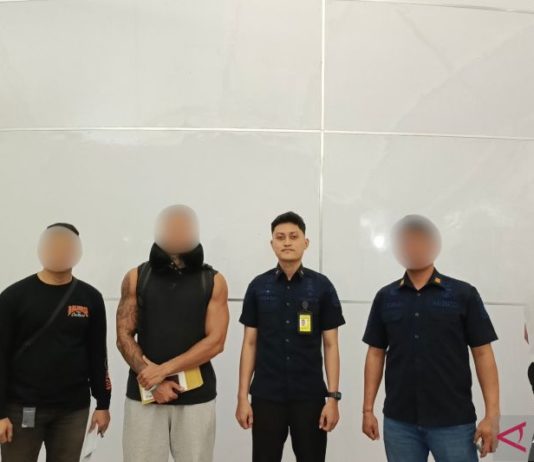 Kreator Konten Asusila Asal Prancis Dideportasi dari Bali