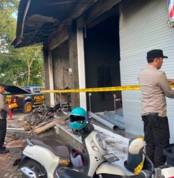 Laundry dan Barbershop Terbakar di Legian, Penyebabnya Masih Diselidiki
