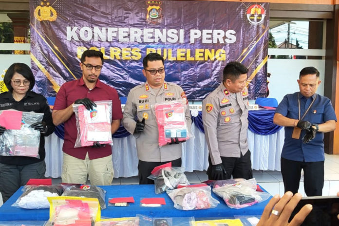Modus Challenge Lari, Pemuda Di Singaraja Gondol Enam HP 1