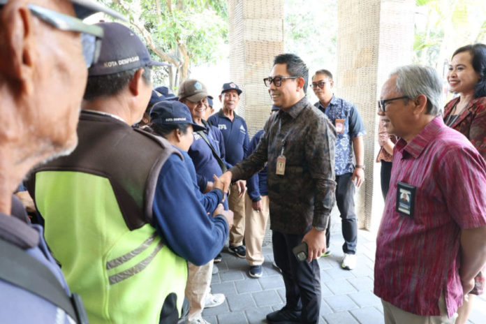 Pemkot Denpasar Evaluasi Penerapan Good Corporate Governance Di BUMD 1