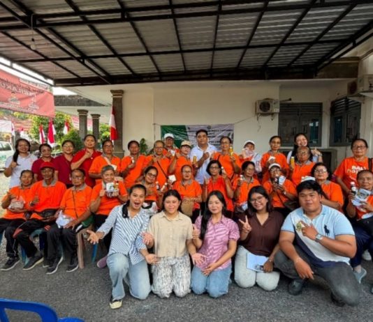 Penguatan Peran Kader Posyandu lewat Terapi Komplementer dan Pengelolaan Limbah Rumah Tangga di Desa Kukuh Tabanan