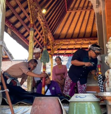 Peninggalan di Pura Pucak Sari Peliatan Dikaji Jadi Cagar Budaya
