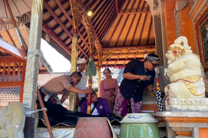 Peninggalan Di Pura Pucak Sari Peliatan Dikaji Jadi Cagar Budaya 1