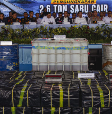BNN Ungkap Penyelundupan 2,6 Ton Sabu Cair dan 1,3 Ton Ketamin Berkaitan