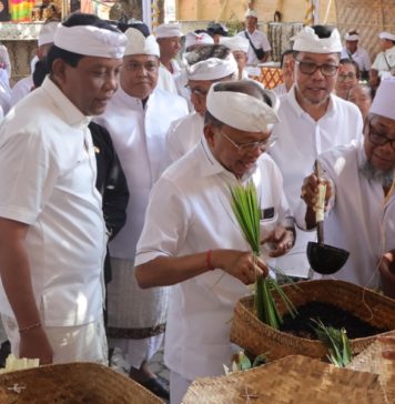 Perkuat Peran Desa Adat, Gubernur Koster Dorong Atma Wedana Massal Jadi Teladan Gotong Royong