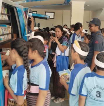 Perpustakaan Nawaksara Dispusar Gianyar Menjadi Paket Wisata Edukasi