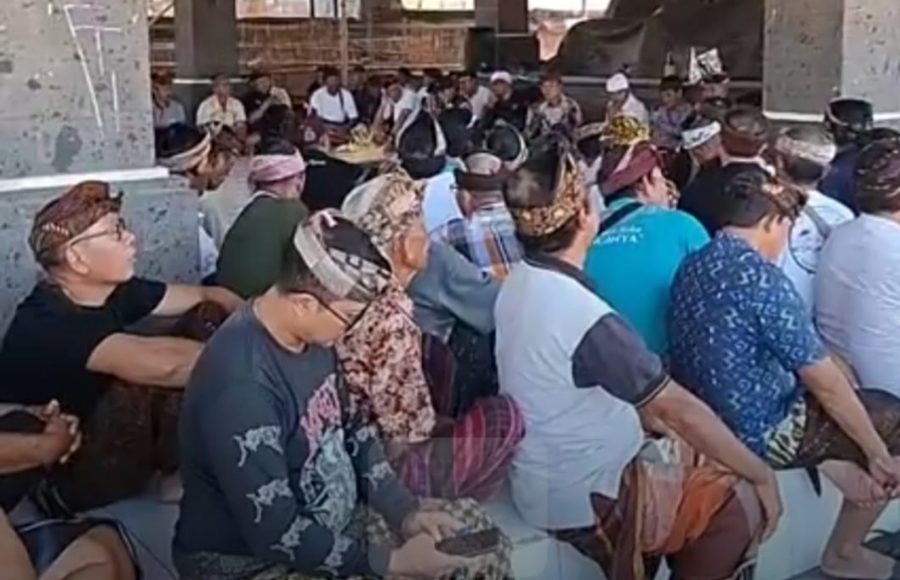 Persoalan Kajang-Tirta, Pengurus Pura Kawitan Tangkas Kori Agung Disanksi Adat