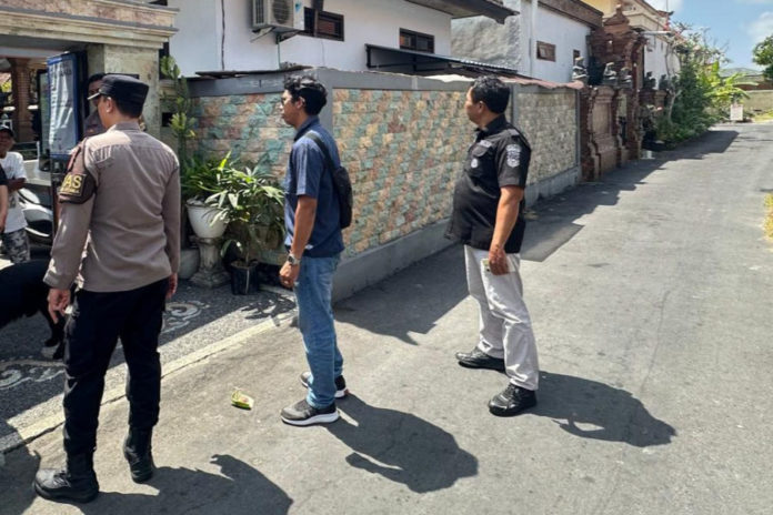 Polisi Datangi TKP Tindak Asusila WNA Di Canggu 1