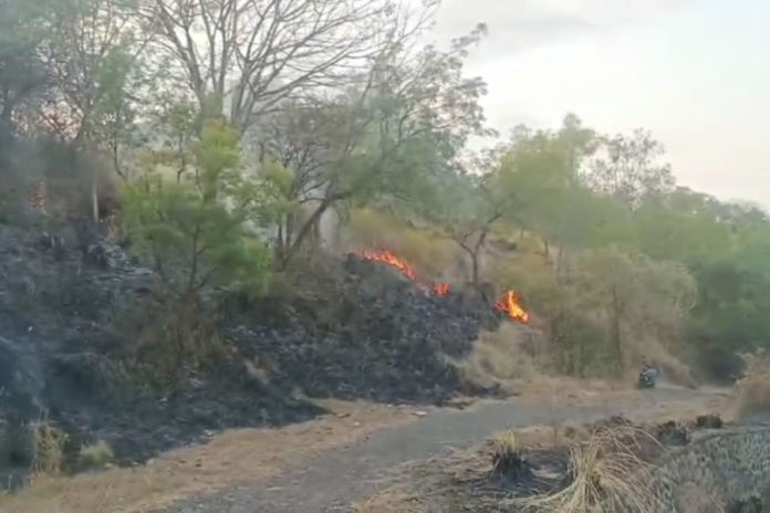 Potensi Kebakaran Lahan Di Kubu Besar, Proses Pemadaman Terkendala Jarak Dan Akses 1