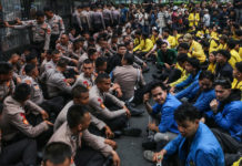 Puluhan Orang Diamankan saat Aksi Unjuk Rasa