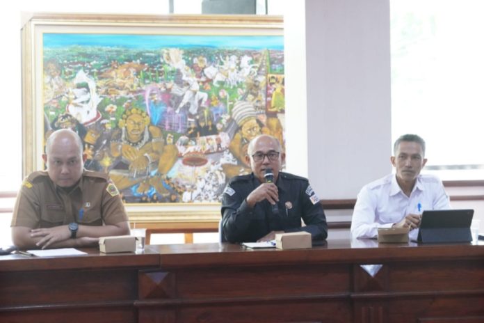Rapat Evaluasi Pilkel, Bawaslu Gianyar Soroti Aturan Hak Pilih TNI Dan Polri Aktif 1