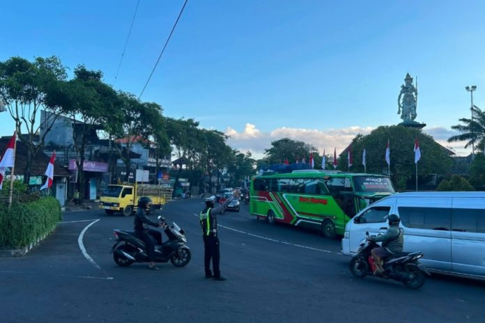 Rekayasa Lalin Di Kawasan Puspem Badung, Polantas Disiagakan Di Sejumlah Persimpangan Jalan 1