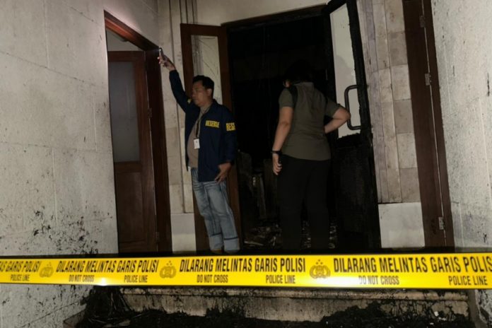 Restoran Di Jalan Camplung Tanduk Seminyak, Kerugian Ditafsir Rp4 Miliar 2