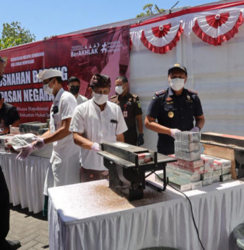 Ribuan Rokok Ilegal Dimusnahkan Kejari Jembrana