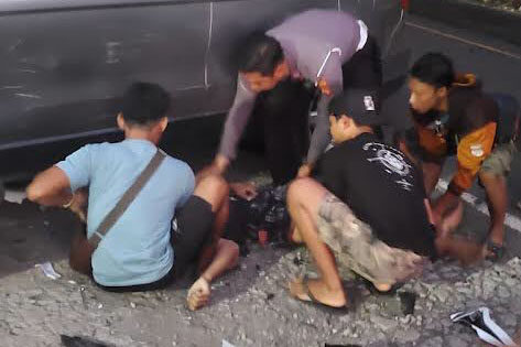 Tabrak Mobil Parkir Di Warung Babi Guling Pan Benyek, Pemotor Pelajar Tewas 1