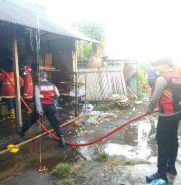 Usaha Pemanggangan Ayam di Banjarangkan Terbakar