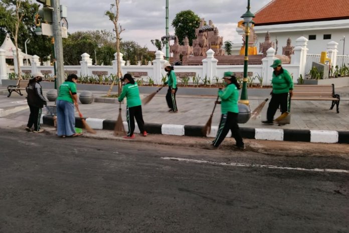 Timbulan Sampah Bulfest Capai 15 Meter Kubik Per Hari, DLH Buleleng Siagakan Ratusan Personel 1