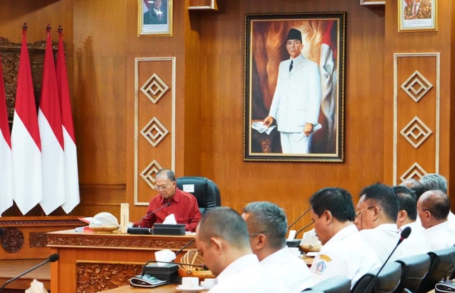 Tingkatkan Kualitas Pariwisata Berkelanjutan, Gubernur Koster Gencarkan Lima Kawasan Rendah Emisi di Bali