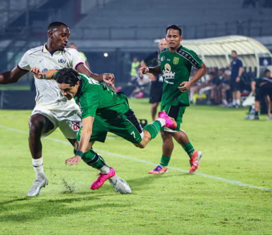 Tundukkan Arema, Persebaya Jumpa Persib di Final Piala Presiden 2026