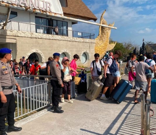 Waspada Cuaca Ekstrem, Satpolairud Awasi Aktivitas Pelabuhan