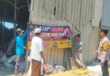 Antisipasi Kebakaran, Polsek Densel Sambangi Bedeng Hingga Pengepul Rongsokan