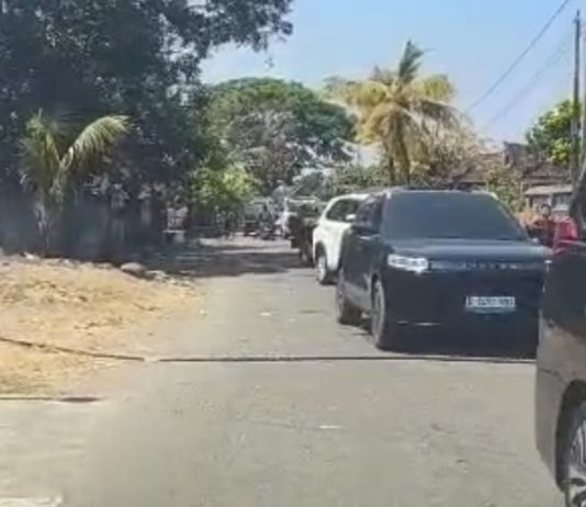 Antrean Kendaraan di Gilimanuk Meluber ke Gang, Akses Permukiman Lumpuh