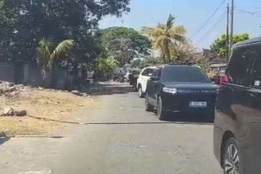 Antrean Kendaraan di Gilimanuk Meluber ke Gang, Akses Permukiman Lumpuh