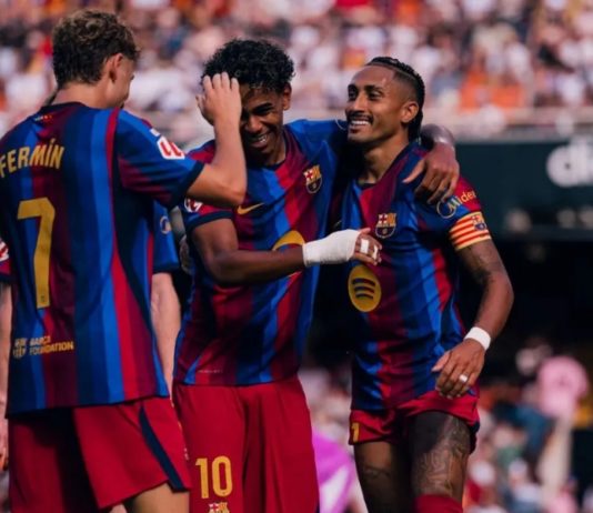 Barcelona Bantai Valencia di Mestalla, Yamal Cetak Brace