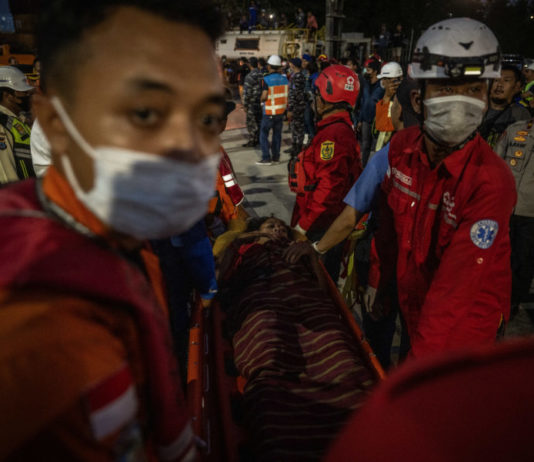 Basarnas Ungkap Kapal Virgo Dihantam Ombak Lebih dari 3 Meter