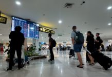 Belasan Ribu Calon Penumpang di Bandara Ngurah Rai Terdampak Erupsi Anak Krakatau