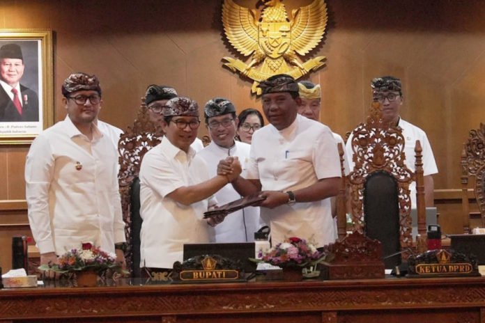 Berkomitmen Jaga Belanja Infrastruktur, Bupati Adi Arnawa Sampaikan Rancangan Perubahan APBD 2026 1