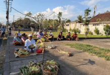 Buang Sampah Sembarangan di Kemenuh, di Denda 100 Kg Beras dan Upacara Pecaruan