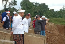 Bupati Cek Proyek Sport Center, Lintasan Dipastikan Berstandar Internasional