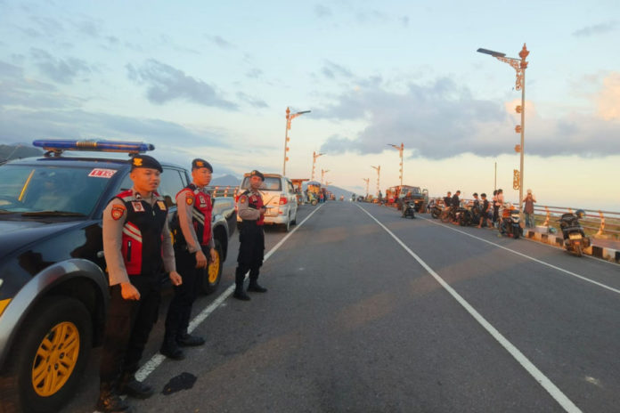 Cegah Balap Liar, Samapta Polres Klungkung Gelar Patroli Di Jembatan Merah PKB 1