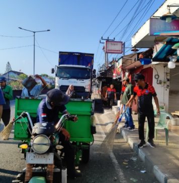 Dampak Antrean Menuju Pelabuhan, Sampah Berserakan di Gilimanuk