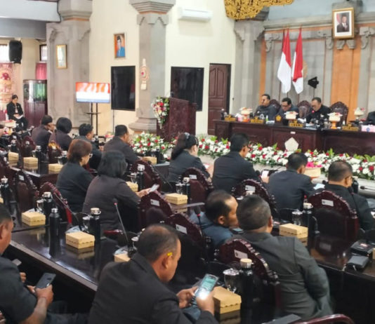 DPRD Tabanan Setujui Lima Ranperda, Pertanian dan Penataan Kota Jadi Perhatian
