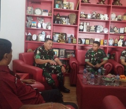 Gempa Susulan Terus Terjadi di NTT, Kodam IX/Udayana Bangun Tenda Kelas untuk Anak-Anak