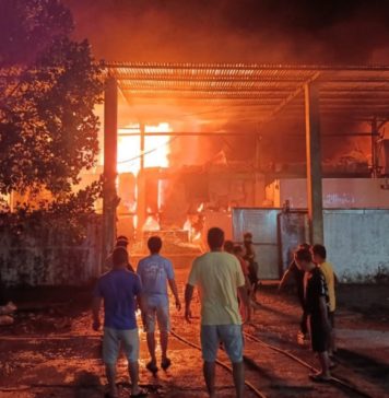 Gudang dan Mess Karyawan di Pelabuhan Benoa Terbakar