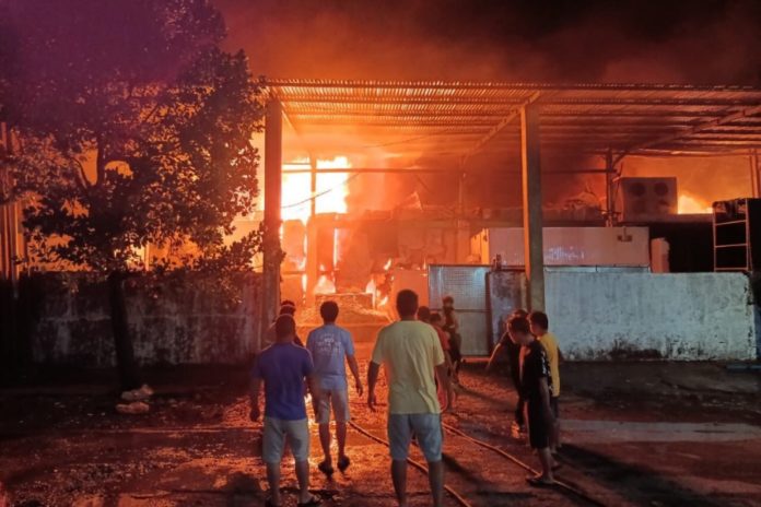 Gudang Dan Mess Karyawan Di Pelabuhan Benoa Terbakar 1