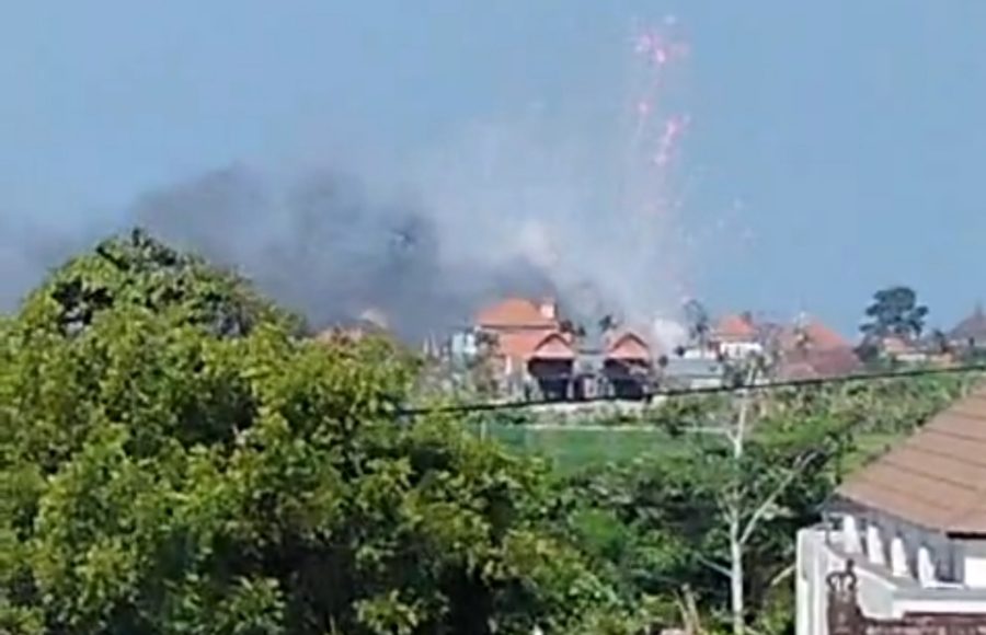 Gudang Kembang Api di Jalan Siulan Terbakar, Dua Masuk RS dan Belasan Sepeda Motor Hangus