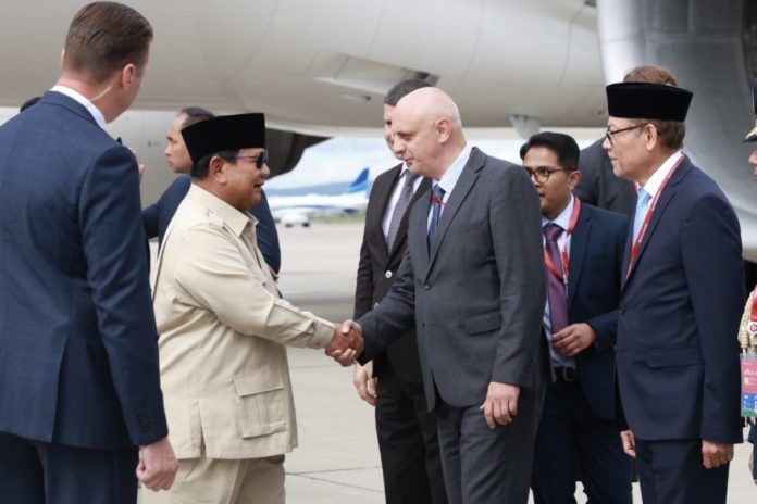 Hadiri Eastern Economic Forum, Presiden Prabowo Tiba Di Vladivostok 1