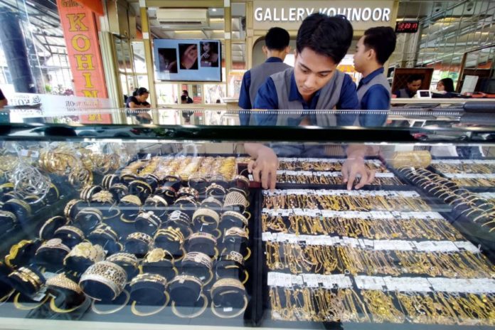 Harga Emas Kian Turun, Terjadi Pergeseran Pola Konsumen Di Denpasar 1