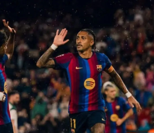 Hattrick Raphinha Bawa Barcelona Hancurkan Racing Santander