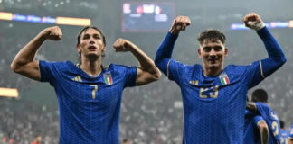 Italia Pesta Gol, Taklukkan Turki di Markasnya
