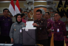 Kanwil Kemenkum Bali Musnahkan Ribuan Arsip