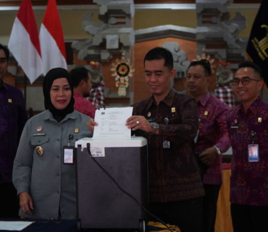 Kanwil Kemenkum Bali Musnahkan Ribuan Arsip