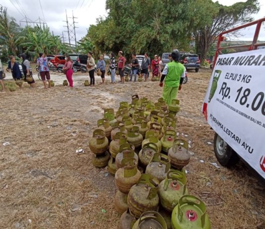 Kelangkaan LPG 3 Kg Kembali Melanda Denpasar, Warga Rela Antre Sejak Pagi